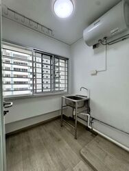 Blk 248 Pasir Ris Street 21 (Pasir Ris), HDB Executive #576485481